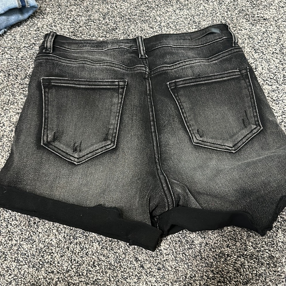 Shorts - Picture 2 of 2
